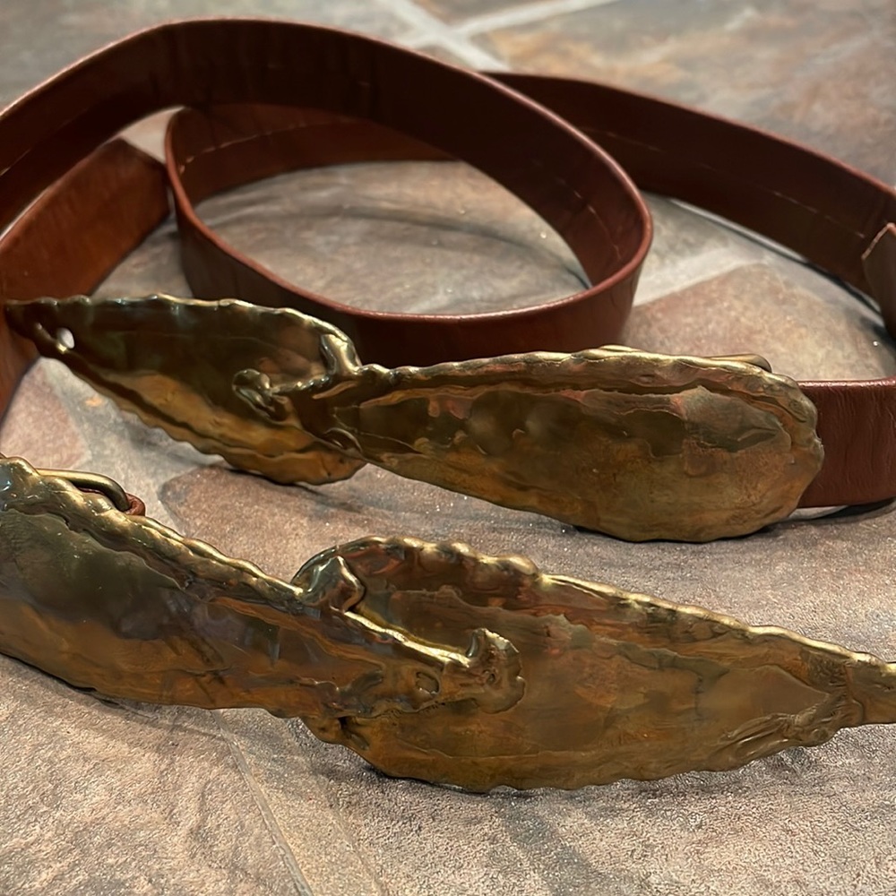 Handcrafted leather belt